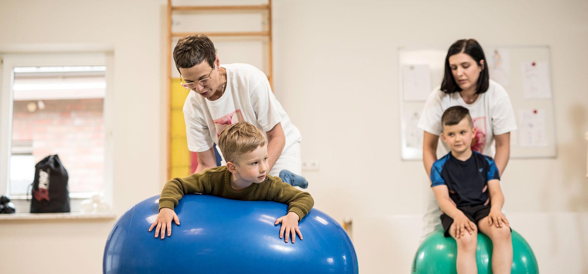 Krankengymnastik und 4D Bungee Fitness Training - Physiotherapie Künzler